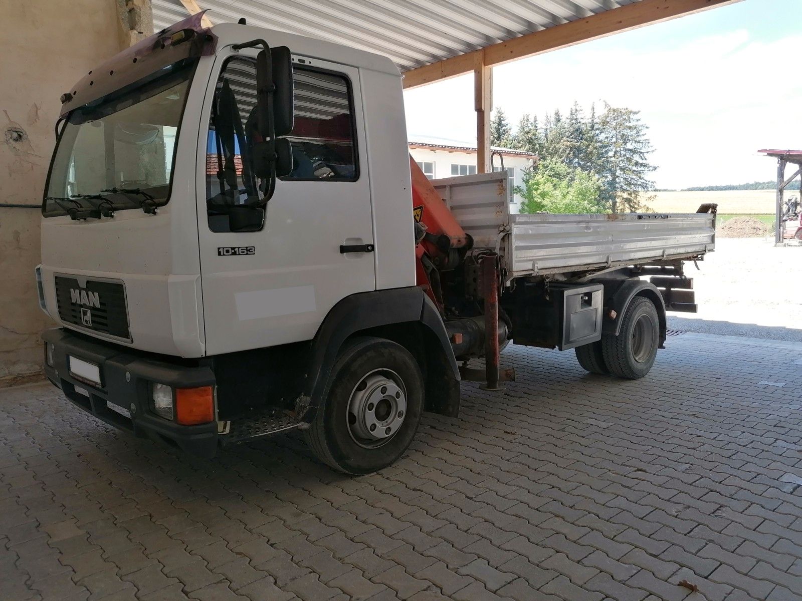 MAN L2000 8.163 / 10.163 Kipper m. Kran - Photo 2