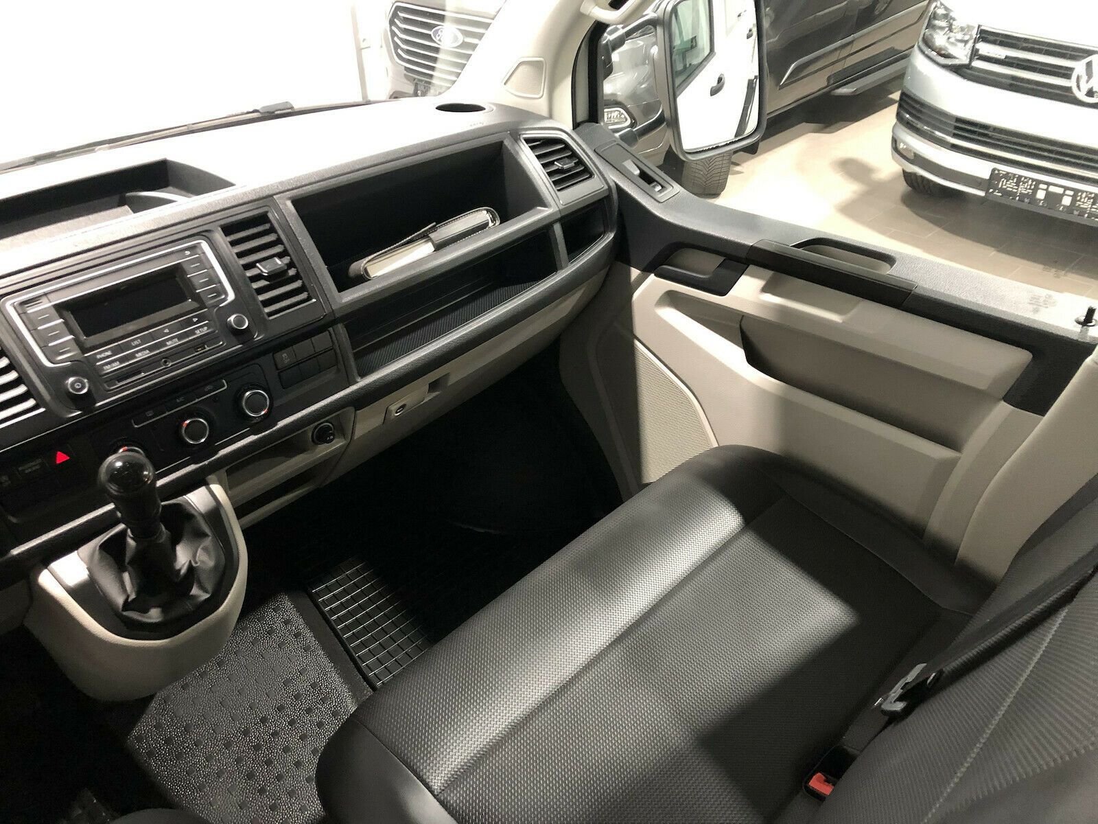 Volkswagen T6 Doka-Pritsche(6-Si.), 4 Motion, Klima, AHK - Photo 7