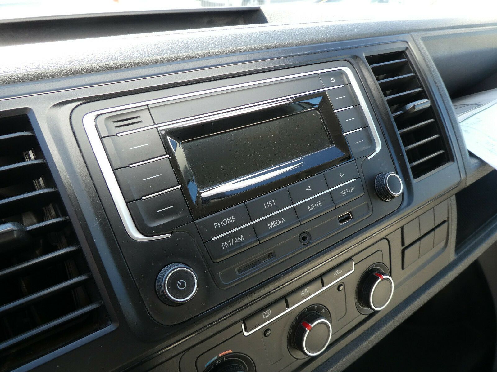 Volkswagen T6 Transporter Kasten Klima AHK PDC HECKKLAPPE - Photo 12